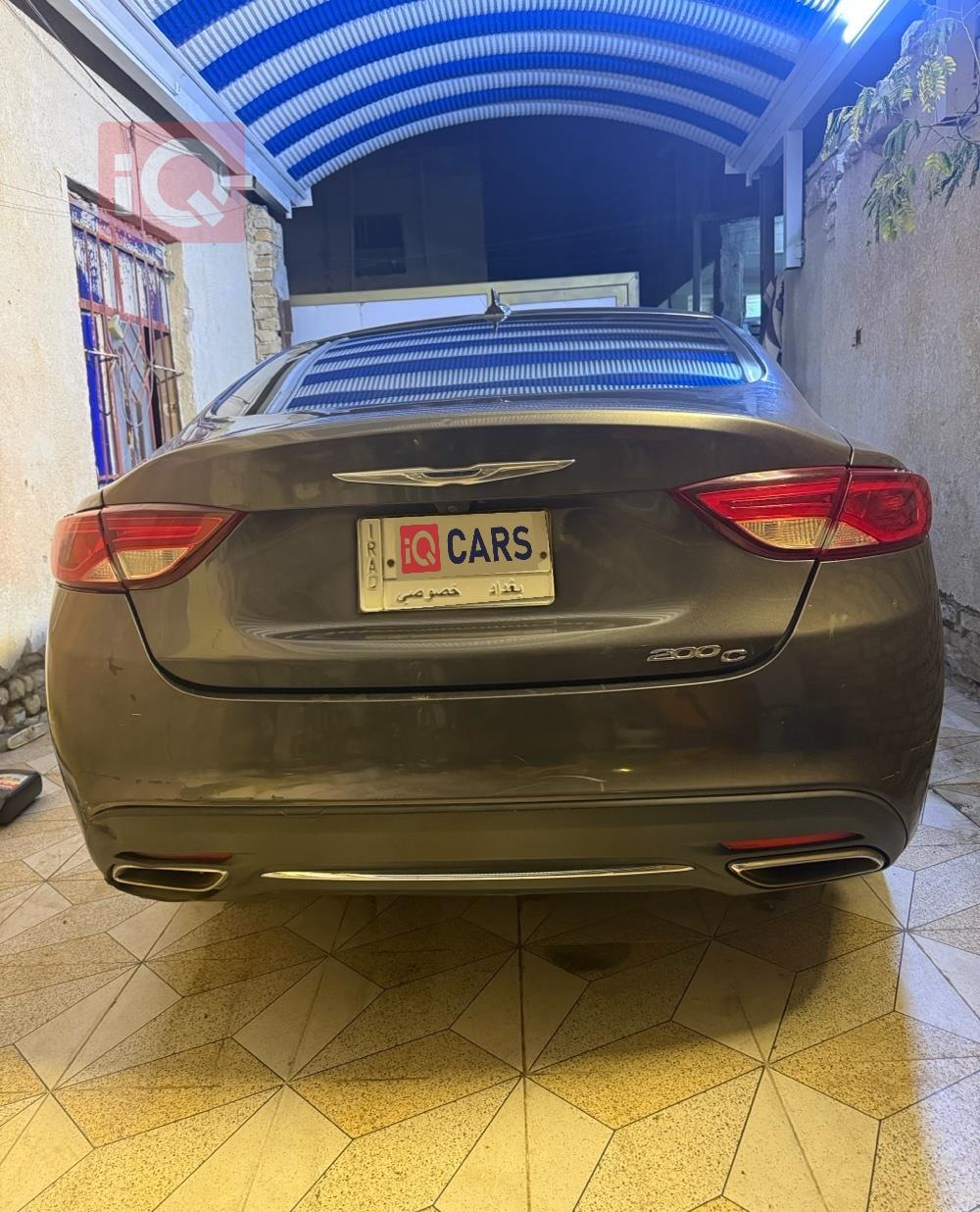 كرايسلر 200